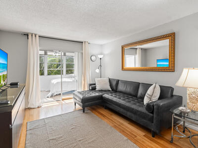 2520 NE 1st Court, Boynton Beach, FL 33435