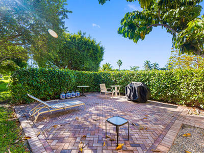 2520 NE 1st Court, Boynton Beach, FL 33435