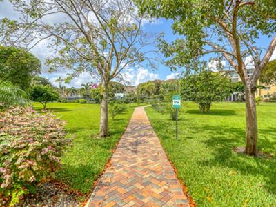 2520 NE 1st Court, Boynton Beach, FL 33435