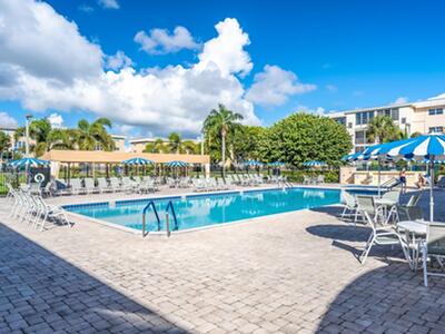 2520 NE 1st Court, Boynton Beach, FL 33435