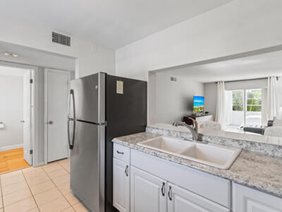 2520 NE 1st Court, Boynton Beach, FL 33435