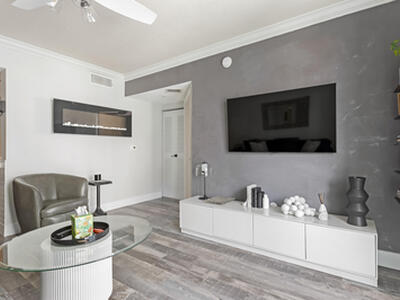 600 S Dixie Highway, West Palm Beach, FL 33401