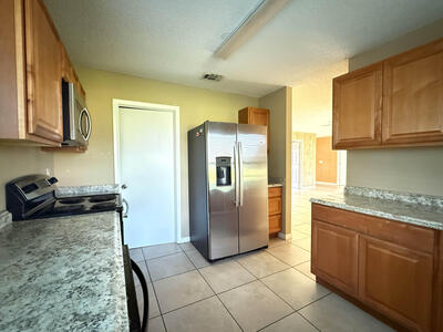 1997 SE Burgundy Lane, Port Saint Lucie, FL 34952