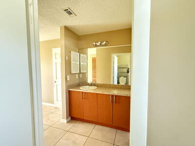 1997 SE Burgundy Lane, Port Saint Lucie, FL 34952