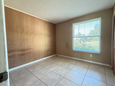 1997 SE Burgundy Lane, Port Saint Lucie, FL 34952