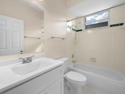 6980 SE Twin Oaks Circle, Stuart, FL 34997