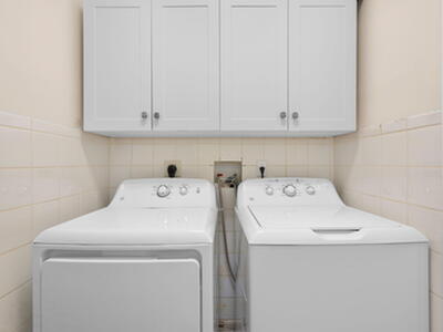 6980 SE Twin Oaks Circle, Stuart, FL 34997