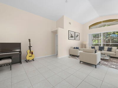 6980 SE Twin Oaks Circle, Stuart, FL 34997