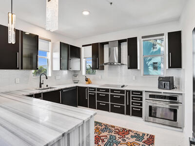 365 SE 6th Avenue, Delray Beach, FL 33483