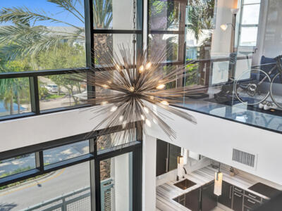 365 SE 6th Avenue, Delray Beach, FL 33483