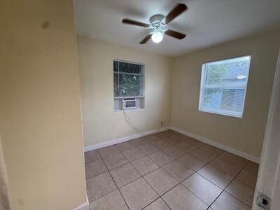 1913 Division Avenue, West Palm Beach, FL 33407