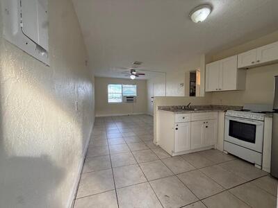 1913 Division Avenue, West Palm Beach, FL 33407