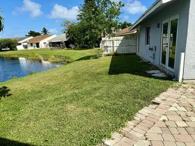 34 Paxford Lane, Boynton Beach, FL 33426