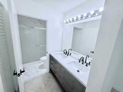 34 Paxford Lane, Boynton Beach, FL 33426