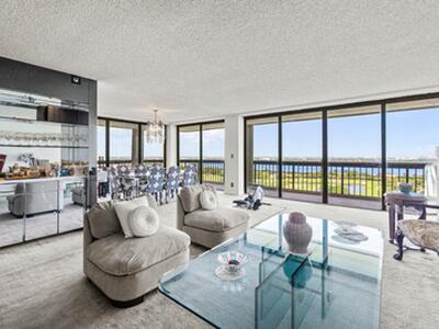 1900 Consulate Place