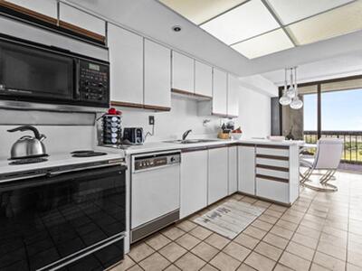 1900 Consulate Place, West Palm Beach, FL 33401