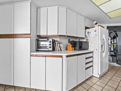 1900 Consulate Place, West Palm Beach, FL 33401