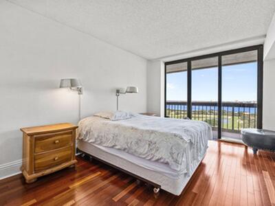 1900 Consulate Place, West Palm Beach, FL 33401