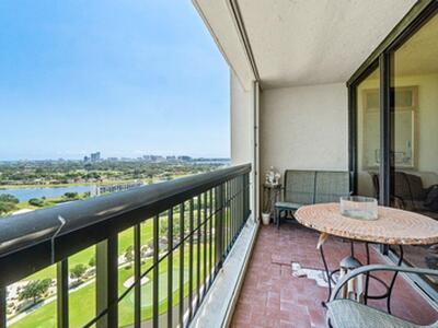 1900 Consulate Place, West Palm Beach, FL 33401