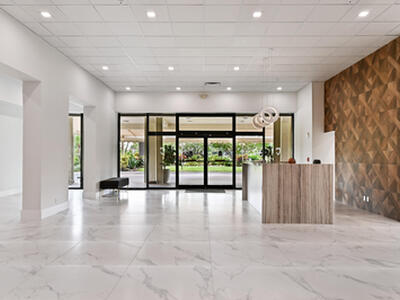 1900 Consulate Place, West Palm Beach, FL 33401