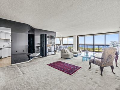 1900 Consulate Place, West Palm Beach, FL 33401