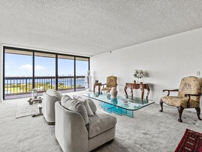 1900 Consulate Place, West Palm Beach, FL 33401