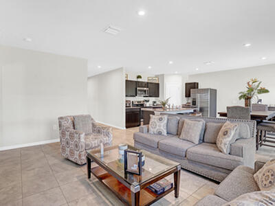 712 Pomegranate Place, Fort Pierce, FL 34981