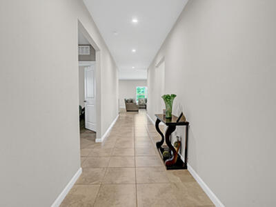 712 Pomegranate Place, Fort Pierce, FL 34981