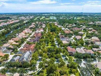 227 Edenberry Avenue, Jupiter, FL 33458