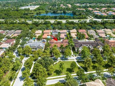 227 Edenberry Avenue, Jupiter, FL 33458