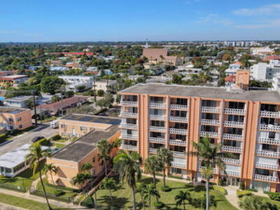 101 S Golfview Road, Lake Worth Beach, FL 33460