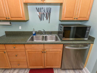 150 Pineview Road, Jupiter, FL 33469