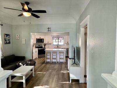 1504 E 33rd Avenue, Tampa, FL 33610