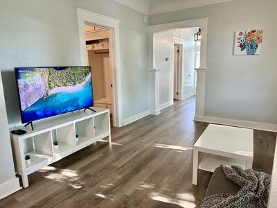 1504 E 33rd Avenue, Tampa, FL 33610