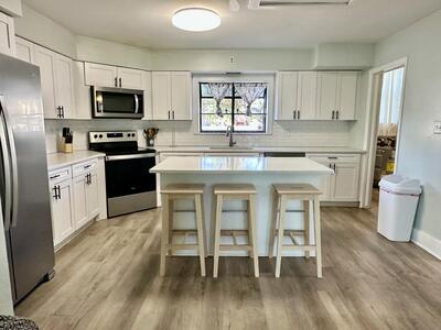 1504 E 33rd Avenue, Tampa, FL 33610