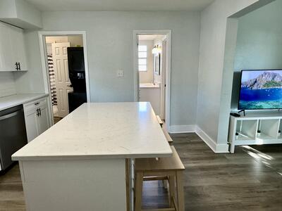 1504 E 33rd Avenue, Tampa, FL 33610