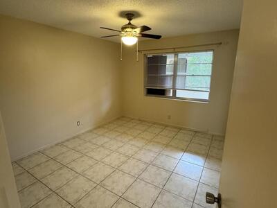 60 Kent D, West Palm Beach, FL 33417