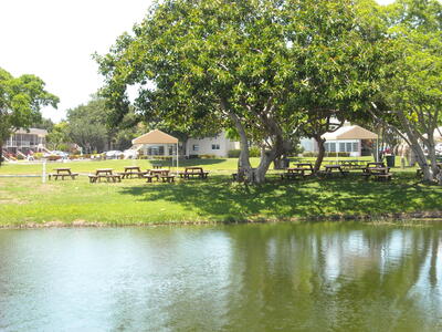 60 Kent D, West Palm Beach, FL 33417