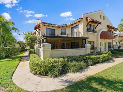 3 Uno Lago Drive, Juno Beach, FL 33408