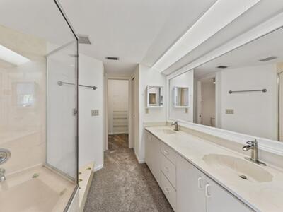 3 Uno Lago Drive, Juno Beach, FL 33408