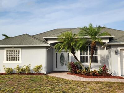 5610 NW North Crisona Circle