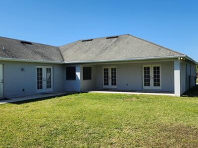 5610 NW North Crisona Circle, Port Saint Lucie, FL 34986