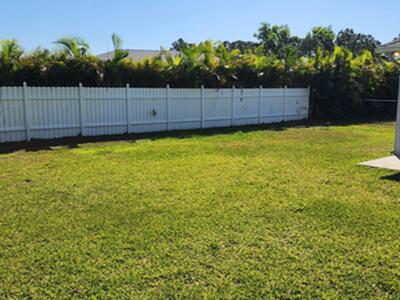 5610 NW North Crisona Circle, Port Saint Lucie, FL 34986