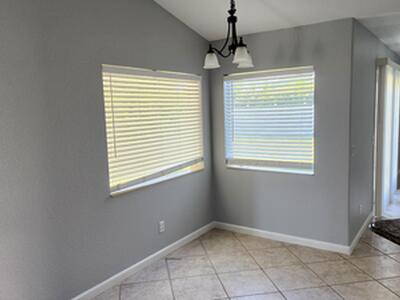 5610 NW North Crisona Circle, Port Saint Lucie, FL 34986