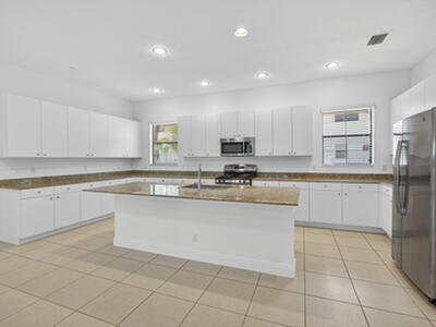 4113 Faraday Way, Palm Beach Gardens, FL 33418