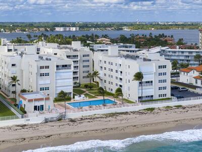 3520 S Ocean Boulevard, South Palm Beach, FL 33480