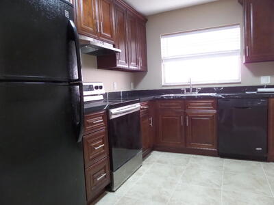 8618 Crater Terrace, West Palm Beach, FL 33403