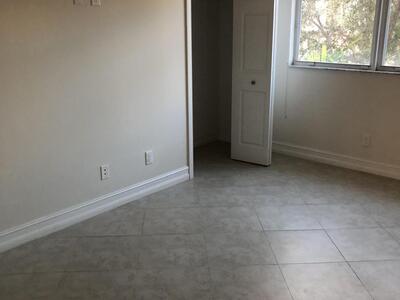 10320 SW Stephanie Way, Port Saint Lucie, FL 34987