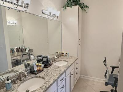 10320 SW Stephanie Way, Port Saint Lucie, FL 34987