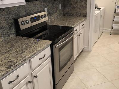 10320 SW Stephanie Way, Port Saint Lucie, FL 34987